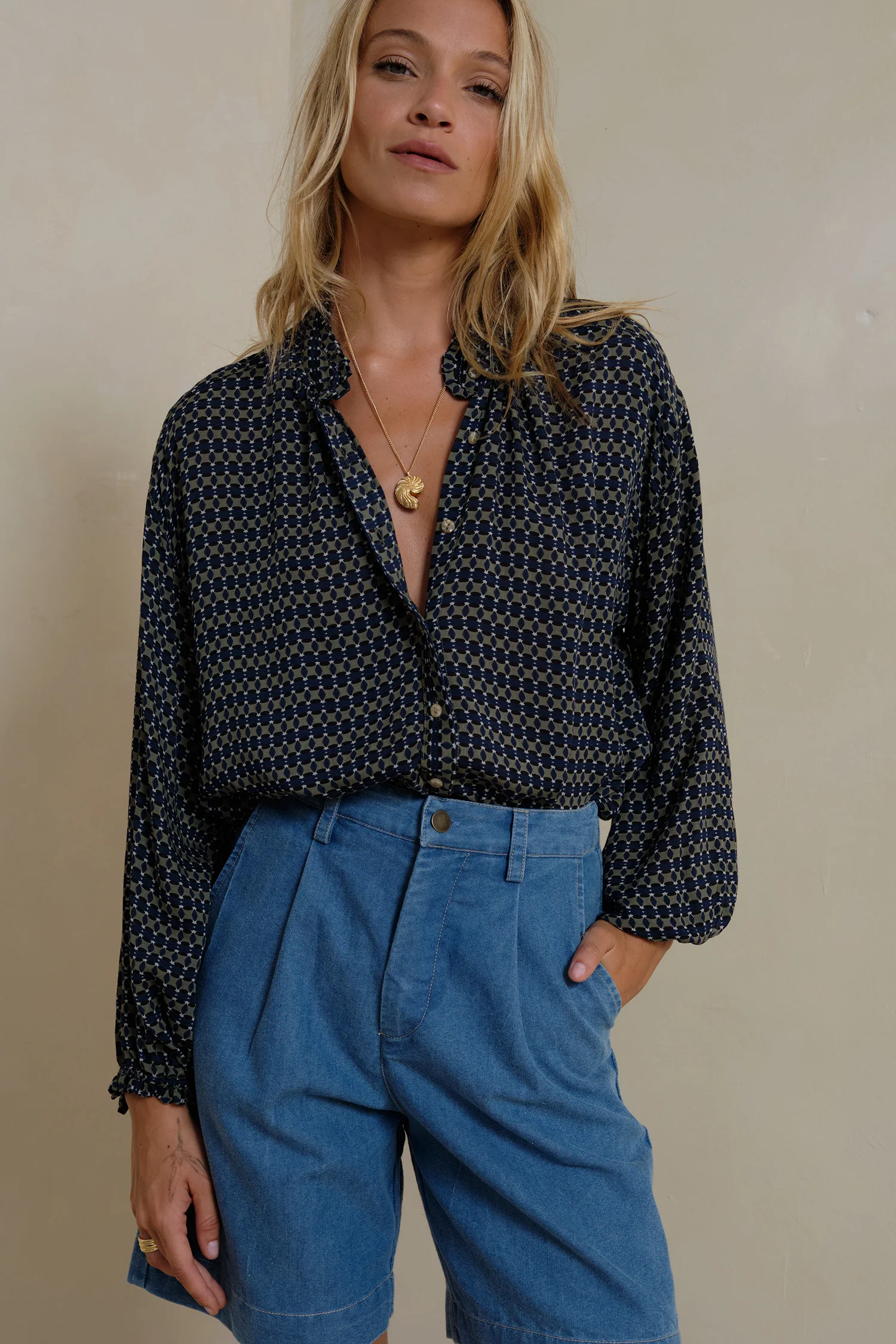 Solace Shirt - Retro Print - Image 6