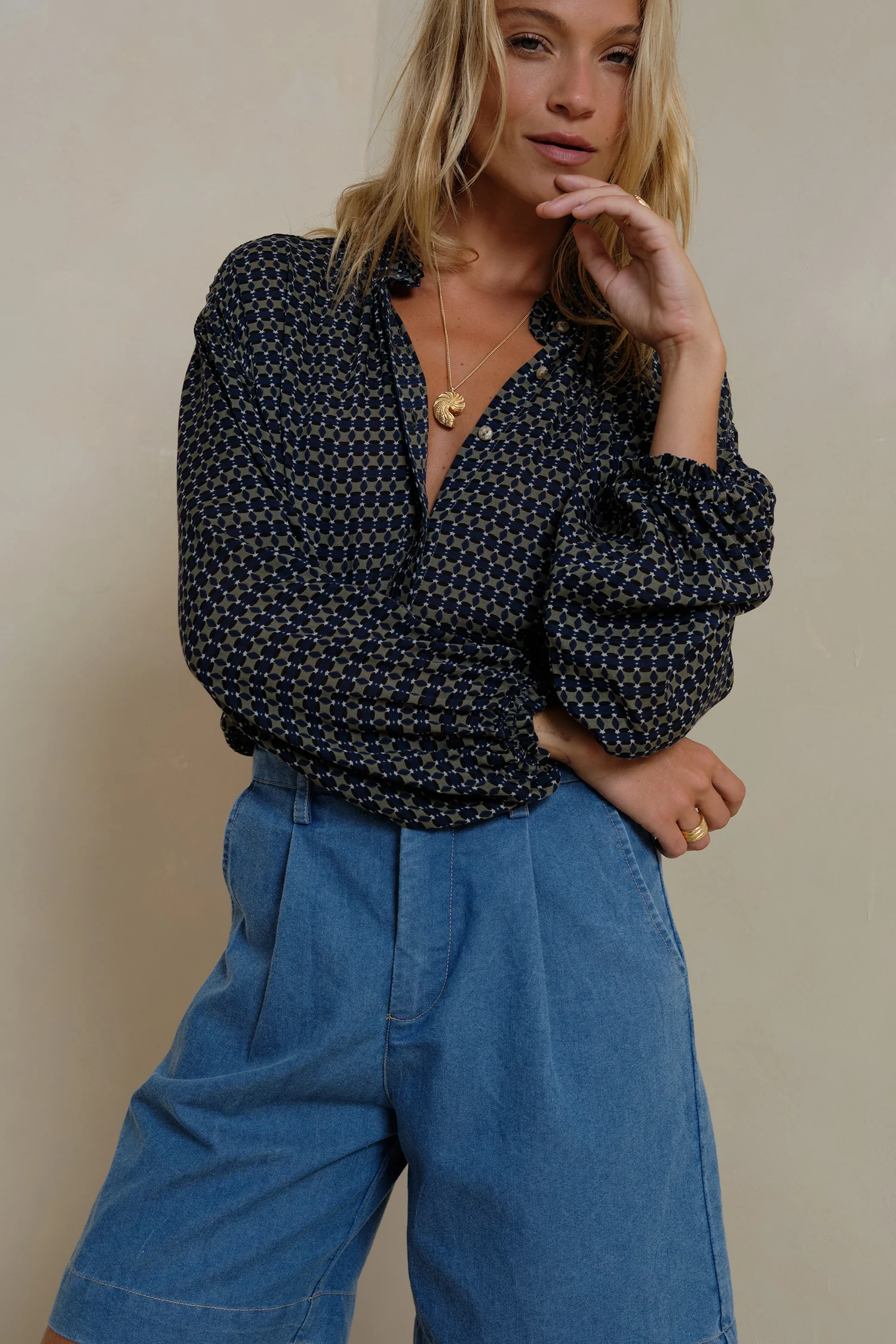 Solace Shirt - Retro Print - Image 7